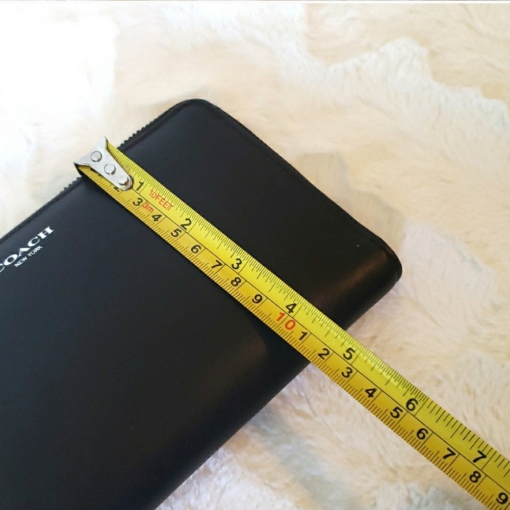 Coach Black Wallet - Picture 14 of 15